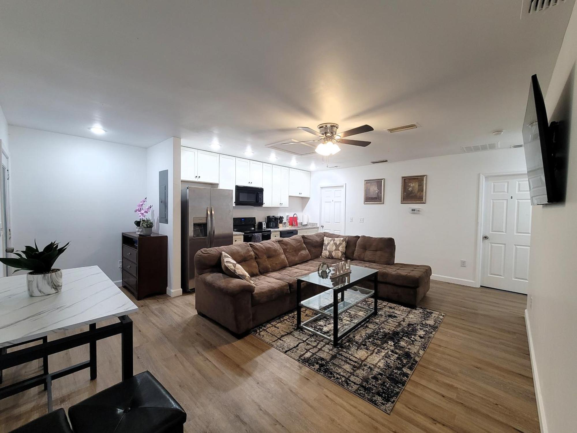One Room In A Renovated Duplex House Near Fsu Tallahassee Eksteriør bilde